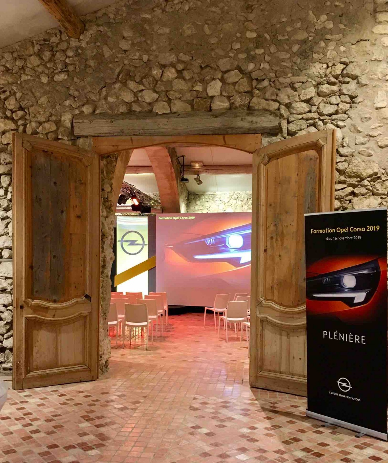 Entrée vers la plénière