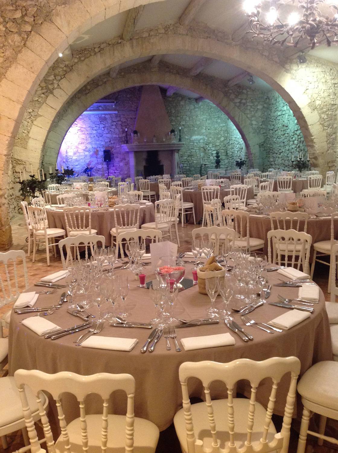 notre cuisine de remise en température permet aux traiteurs de travailler confortablement