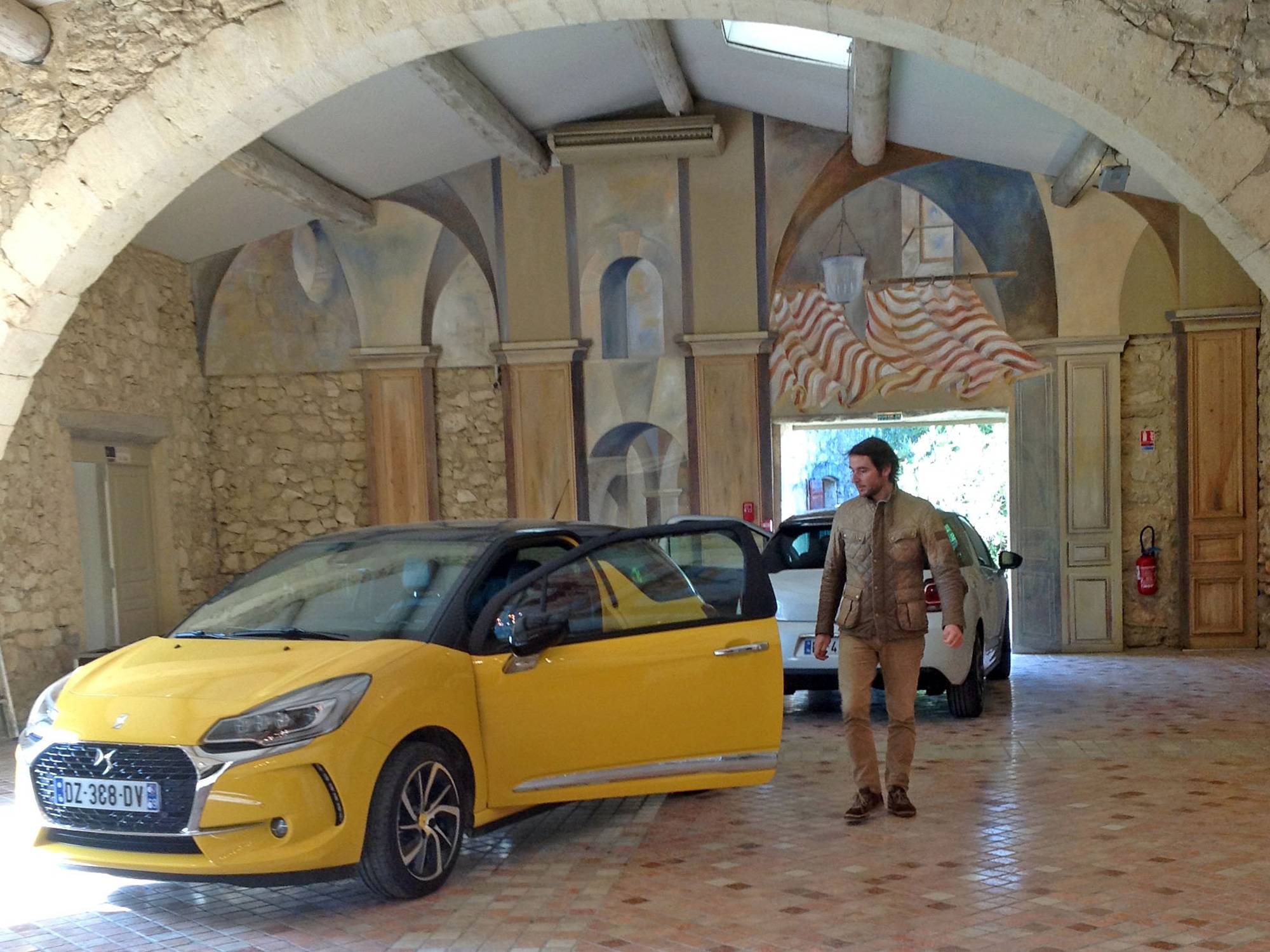 Lancement de la nouvelle DS 3 Cabrio à Château Pont Royal