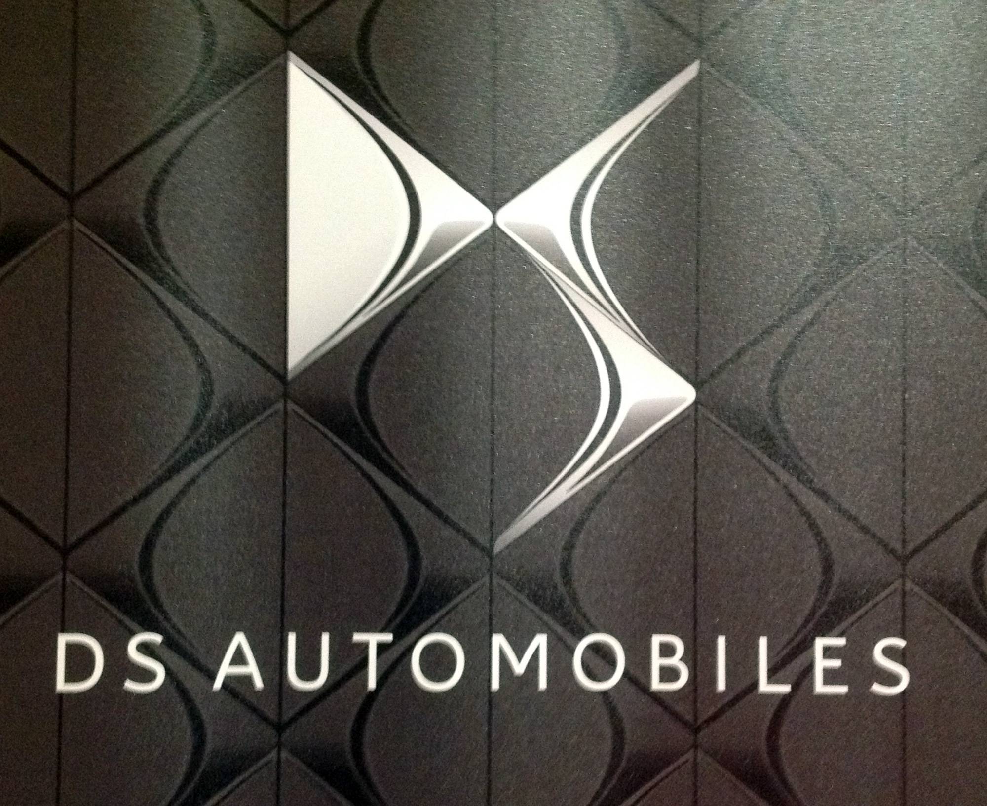 Lancement de la nouvelle DS 3 Cabrio à Château Pont Royal