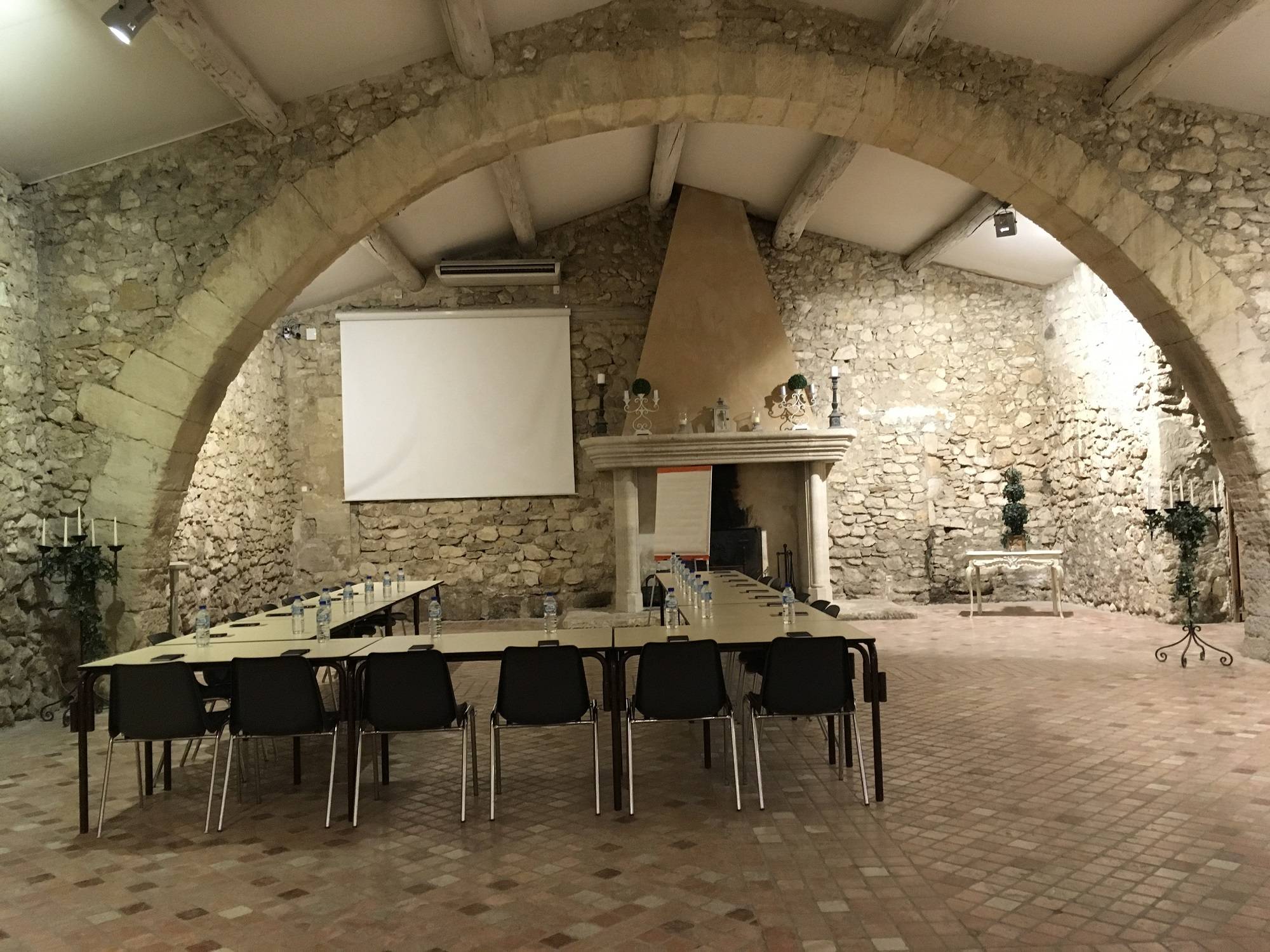 Installation des tables en U