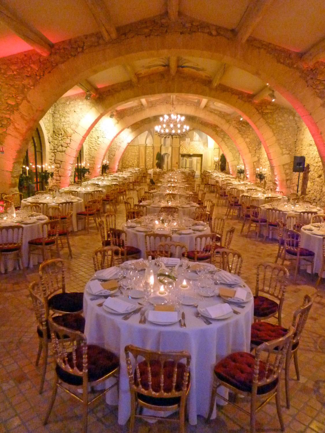 notre cuisine de remise en température permet aux traiteurs de travailler confortablement